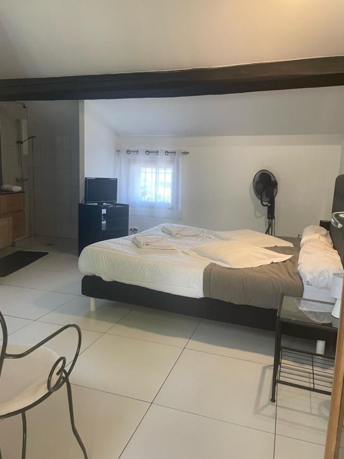 Bed and Breakfast Domaine Les Cascades Ribaute Exterior foto